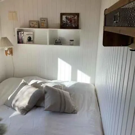 度假居 Lovely With Annex And Garden Dronningmølle