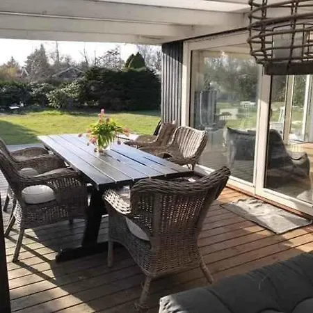 Lovely With Annex And Garden