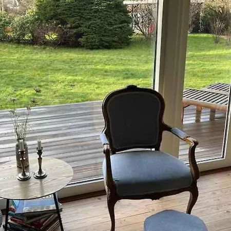 Lovely With Annex And Garden * Dronningmølle